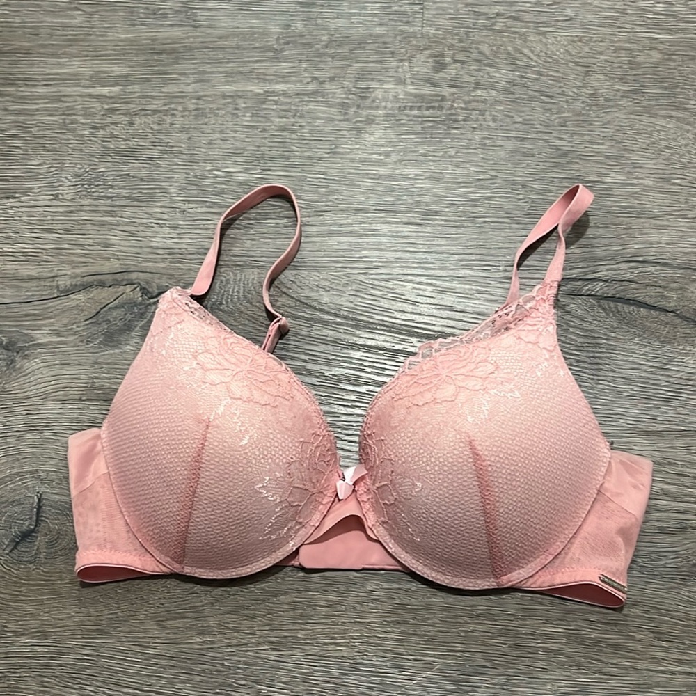 Push-up bra